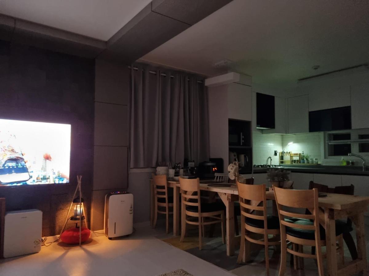 Bed and Breakfast Gashi Sarang Согвипхо Экстерьер фото